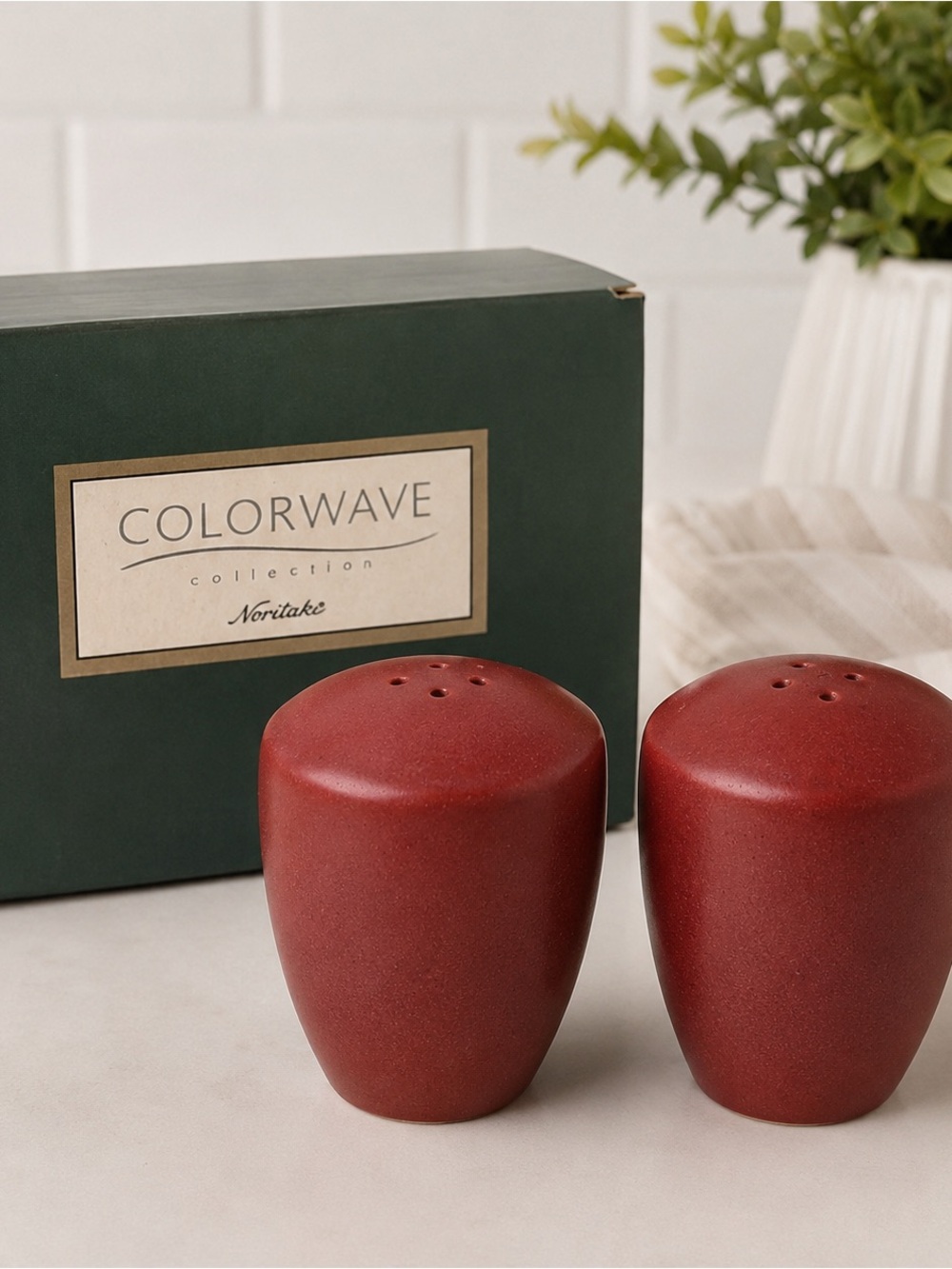 Noritake Colorwave Raspberry Salt & Pepper Shakers Set #8045 New in Box